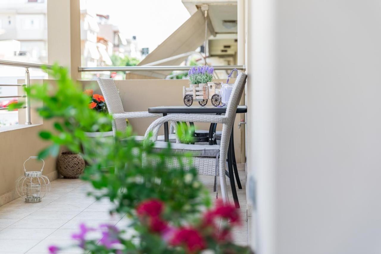 Apartment Ionias In *