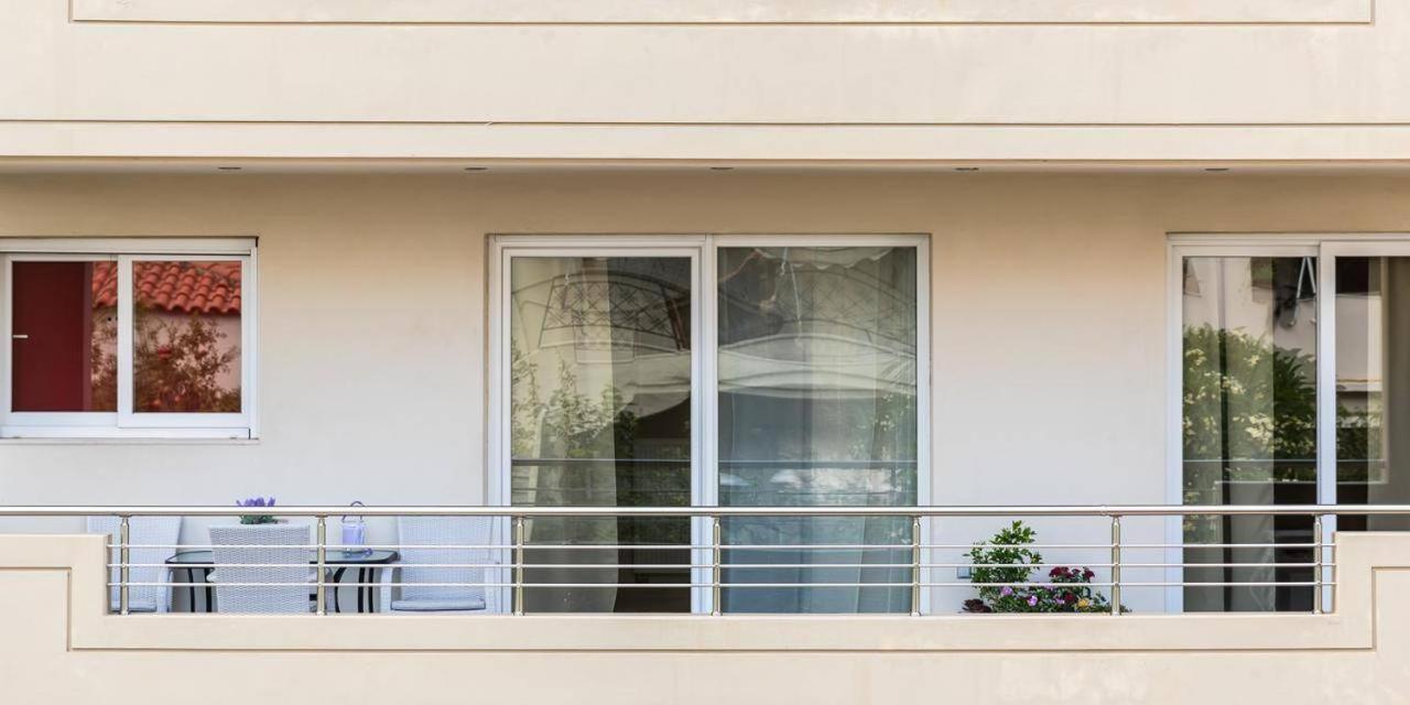 Ionias In Apartment